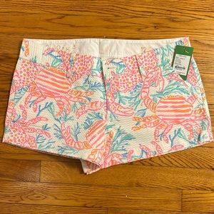 Lilly Pulitzer Walsh Short in Getting Steamy